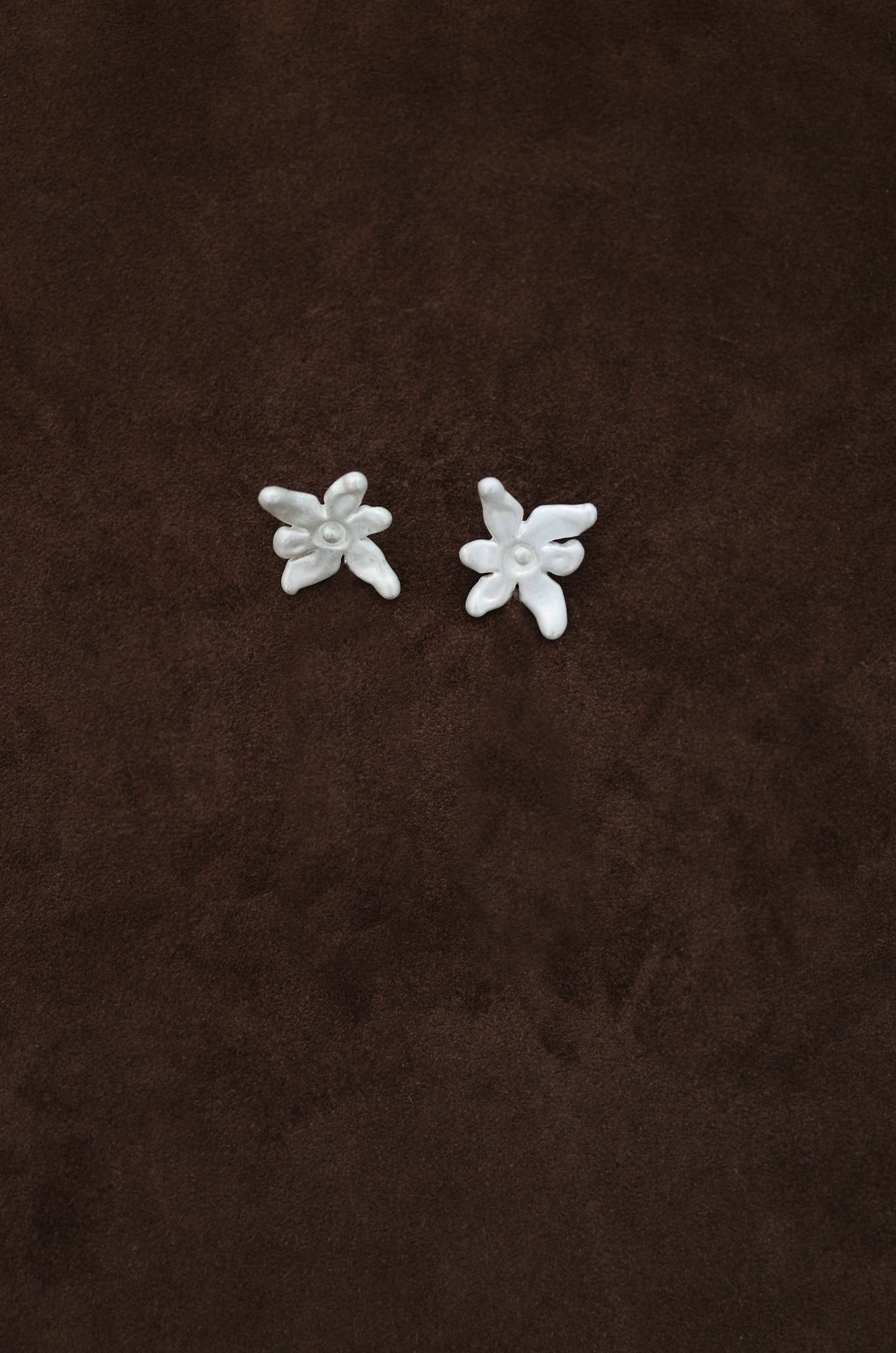 Flower Studs with Onyx Drop